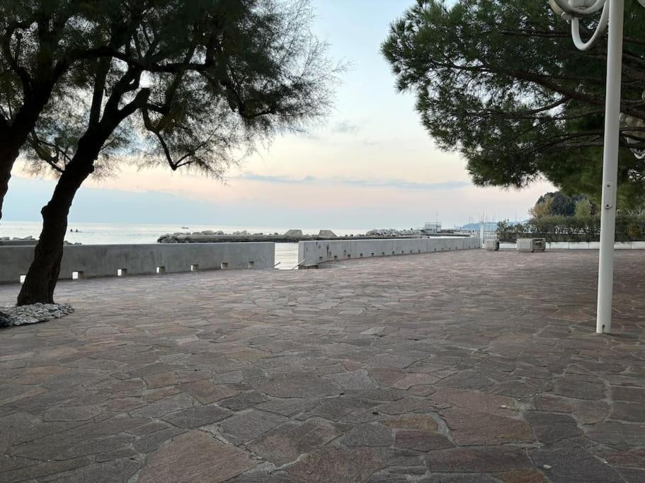 Ferienwohnung Amedeo'S Sea House Triest Exterior foto